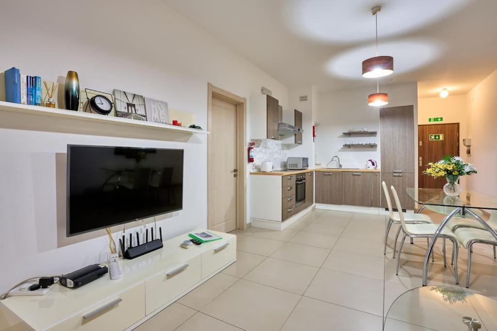Depiro Point Sliema Luxury Apartment Экстерьер фото